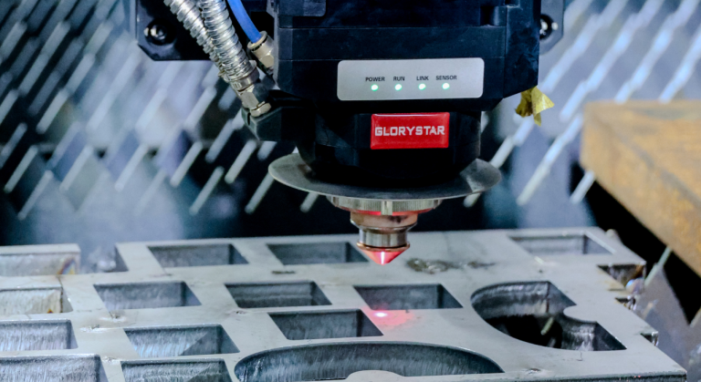 5 Mistakes to Avoid When Buying a Metal Laser Cutter in 2025 Featured Image